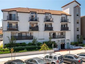 327 Chestnut Avenue 201, Long Beach CA 90802