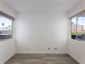 327 Chestnut Avenue 201, Long Beach CA 90802