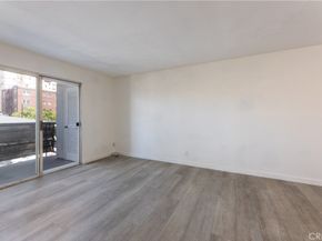 327 Chestnut Avenue 201, Long Beach CA 90802