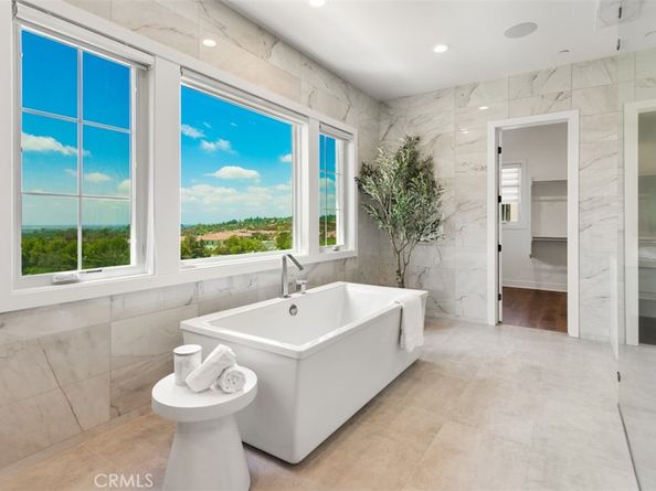 224 Clear Falls, Irvine CA 92602
