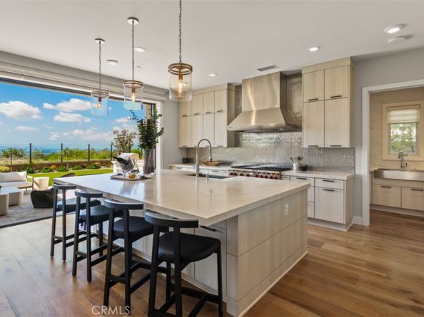 224 Clear Falls, Irvine CA 92602