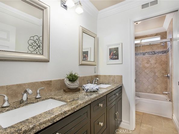 25 Sycamore Canyon Drive, Rancho Santa Margarita CA 92679