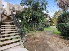 1836 N Alvarado Street, Los Angeles CA 90026