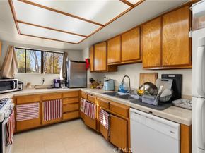 1836 N Alvarado Street, Los Angeles CA 90026