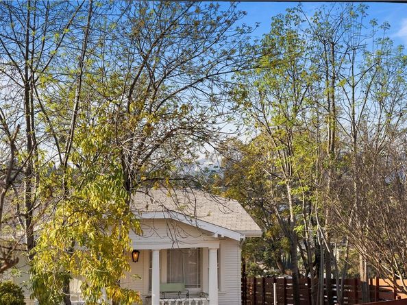 1836 N Alvarado Street, Los Angeles CA 90026