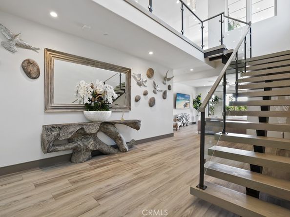 10 Ocean Place, Seal Beach CA 90740