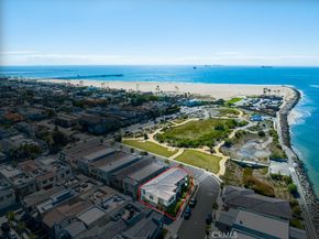 10 Ocean Place, Seal Beach CA 90740