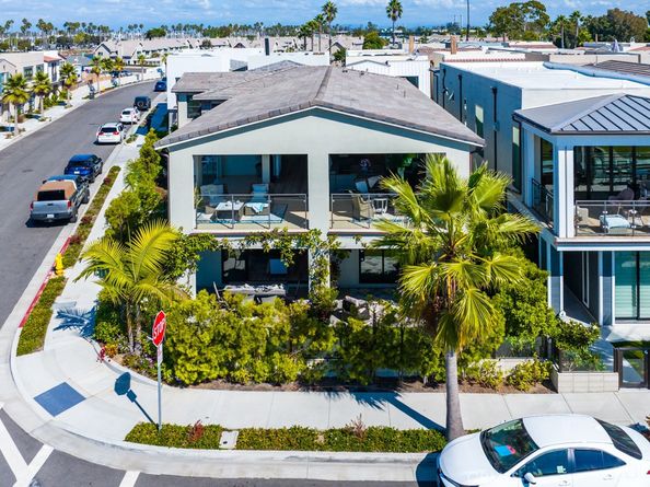 10 Ocean Place, Seal Beach CA 90740