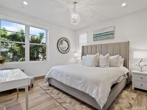10 Ocean Place, Seal Beach CA 90740