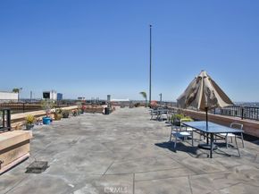 215 W 7th Street 803, Los Angeles CA 90014