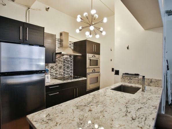 215 W 7th Street 803, Los Angeles CA 90014