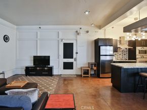 215 W 7th Street 803, Los Angeles CA 90014