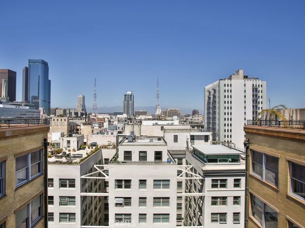 215 W 7th Street 803, Los Angeles CA 90014