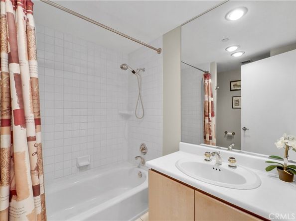850 E Ocean Boulevard 702, Long Beach CA 90802
