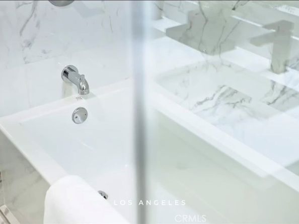 1245 N New Hampshire Avenue 3, Los Angeles CA 90029