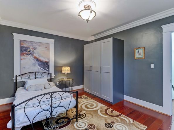 223 N St Andrews Place, Los Angeles CA 90004