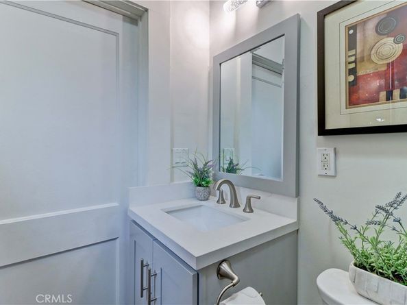 223 N St Andrews Place, Los Angeles CA 90004