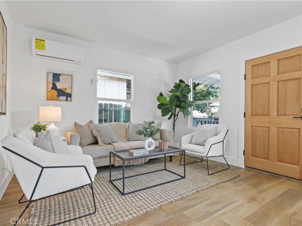 9525 Holmes Avenue, Los Angeles CA 90002