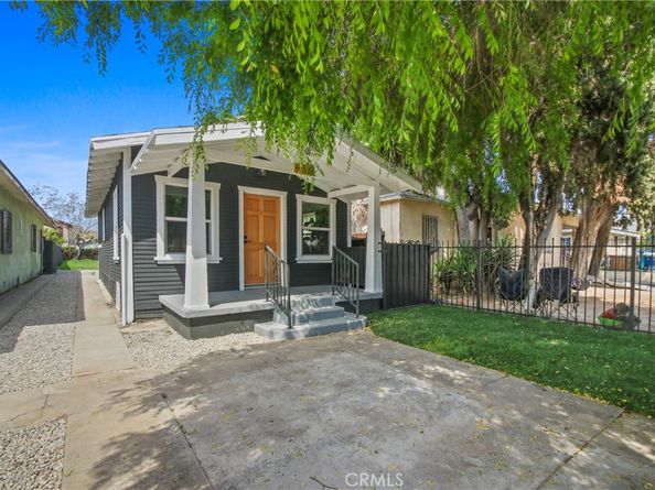 9525 Holmes Avenue, Los Angeles CA 90002