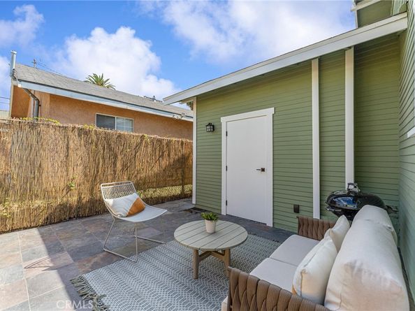 2811 E 15th Street, Long Beach CA 90804