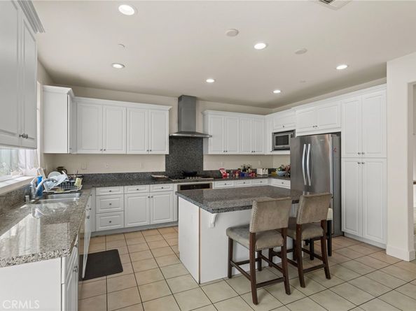 11591 Cantara, Chino CA 91710