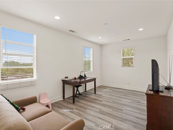 11591 Cantara, Chino CA 91710