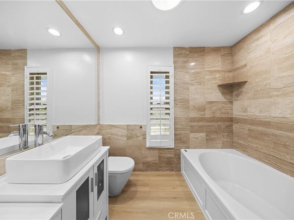 12 Oakdale, Irvine CA 92604