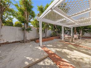 12 Oakdale, Irvine CA 92604