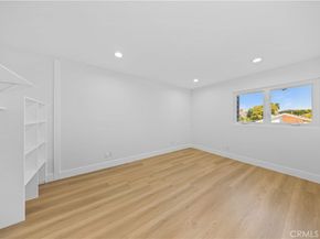 12 Oakdale, Irvine CA 92604