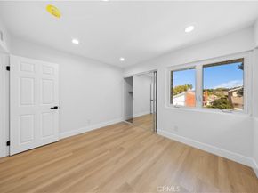 12 Oakdale, Irvine CA 92604