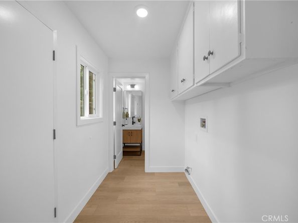 16938 Knapp Street, Northridge CA 91343