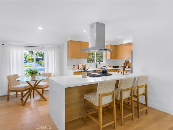 16938 Knapp Street, Northridge CA 91343