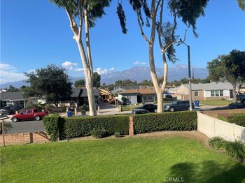 960 Pinyon