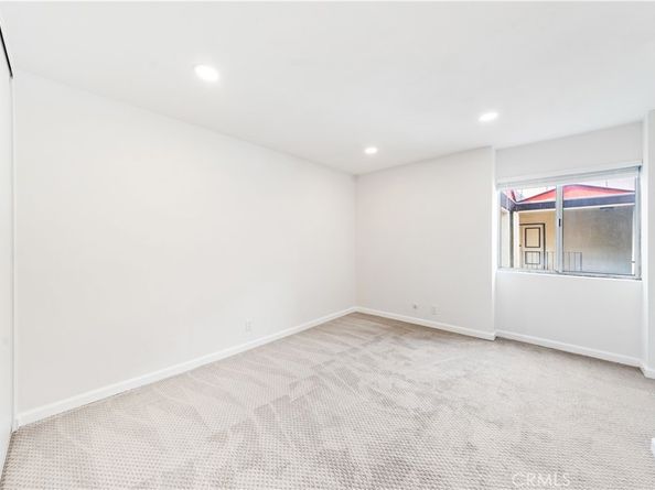 5674 Windsor Way 201, Culver City CA 90230