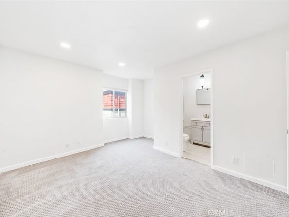 5674 Windsor Way 201, Culver City CA 90230