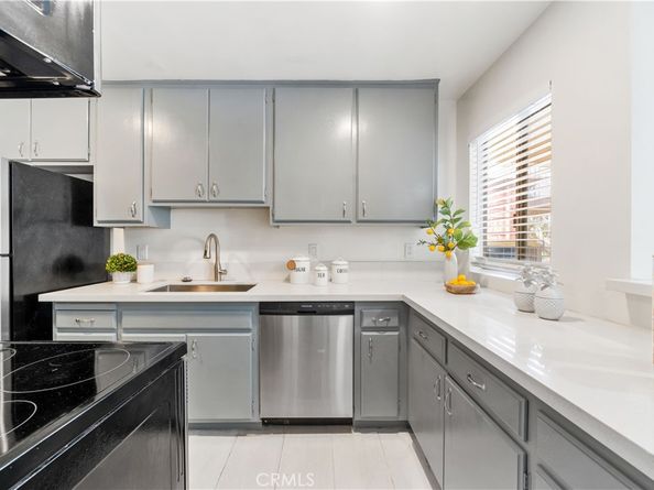 5674 Windsor Way 201, Culver City CA 90230