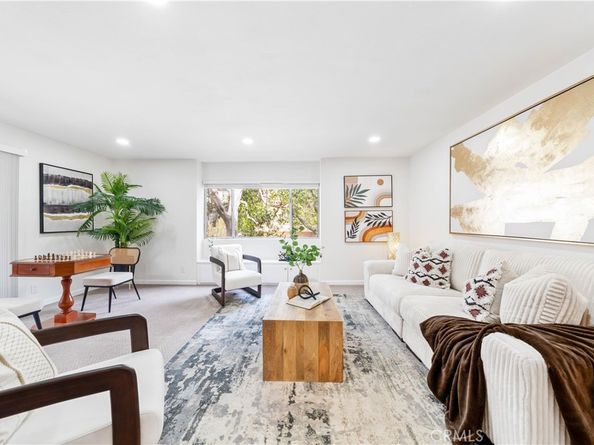 5674 Windsor Way 201, Culver City CA 90230