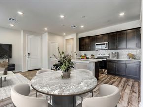 1431 Prairie Rose Ln, Upland CA 91786