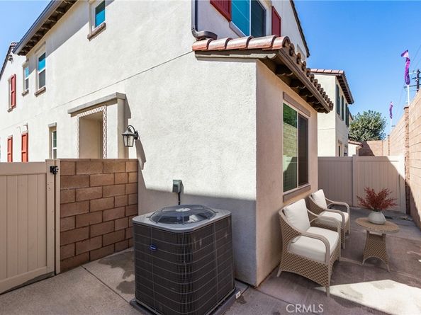 1431 Prairie Rose Ln, Upland CA 91786