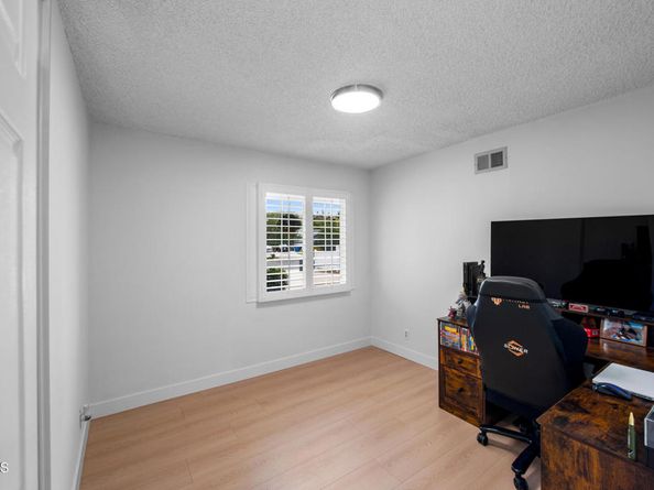 6552 Neddy Avenue, West Hills CA 91307