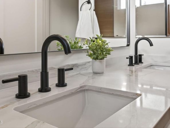 18924 Halsted Street, Northridge CA 91324