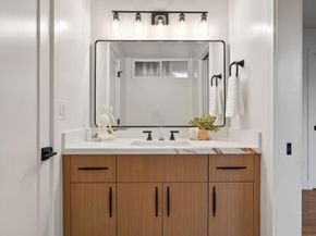 18924 Halsted Street, Northridge CA 91324