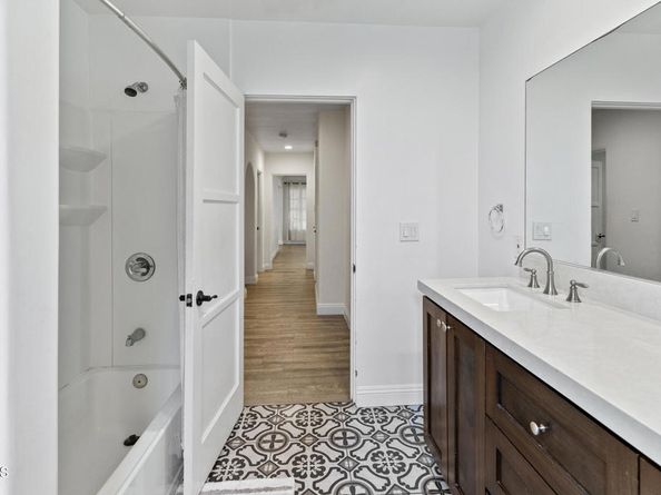 1018 S Crescent Heights Boulevard, Los Angeles CA 90035