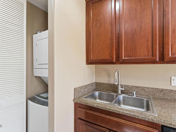 1912 Diamond Street 4, San Diego CA 92109