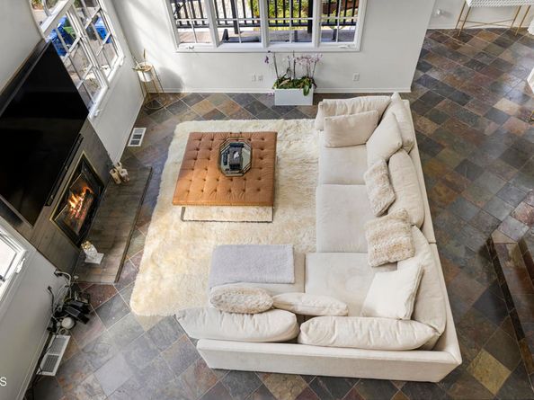 8032 Willow Glen Road, Los Angeles CA 90046