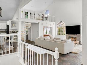 8032 Willow Glen Road, Los Angeles CA 90046