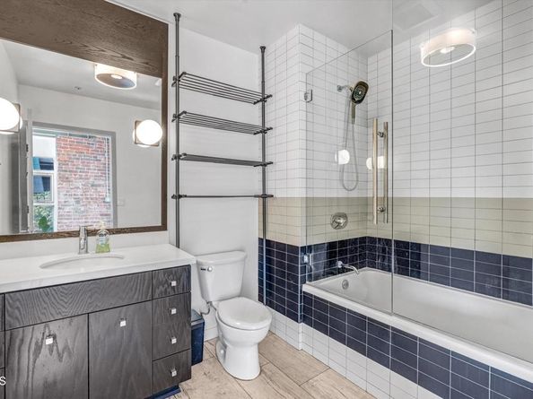 527 Molino Street 111, Los Angeles CA 90013