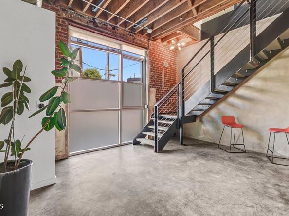 527 Molino Street 111, Los Angeles CA 90013
