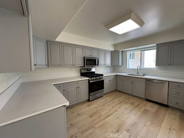 6446 Woodley Avenue 3, Lake Balboa CA 91406