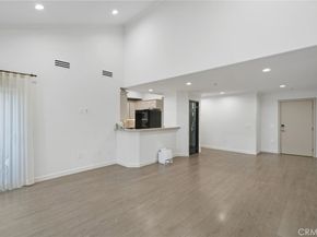 555 E Santa Anita 301, Burbank CA 91501